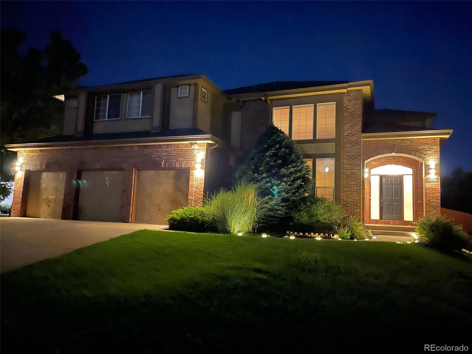 9041 Kittiwake Street Littleton CO 80126