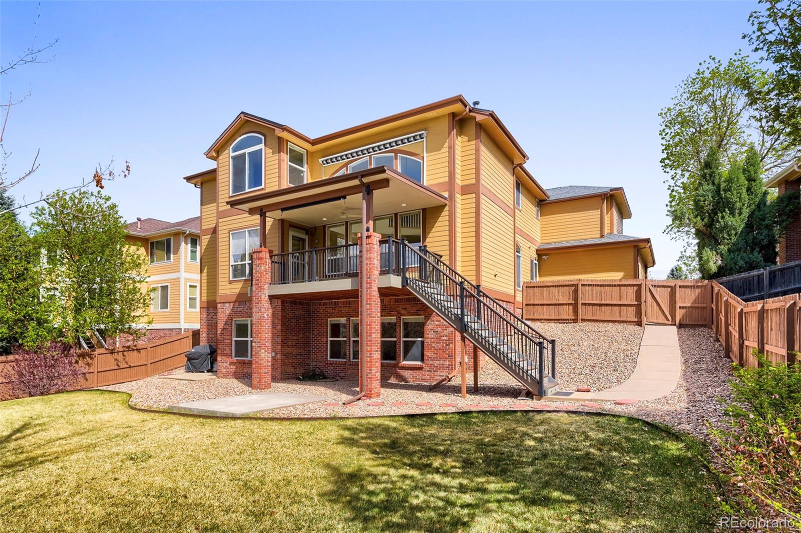 9041 Kittiwake Street Littleton CO 80126