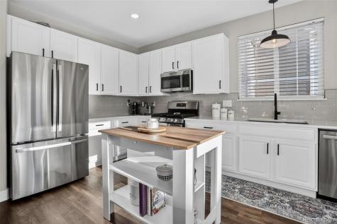 1224 N Heritage Avenue Castle Rock CO 80104