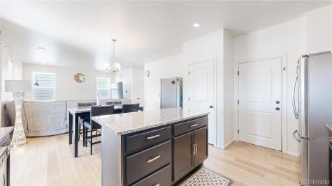 27584 E 6th Drive Aurora CO 80018