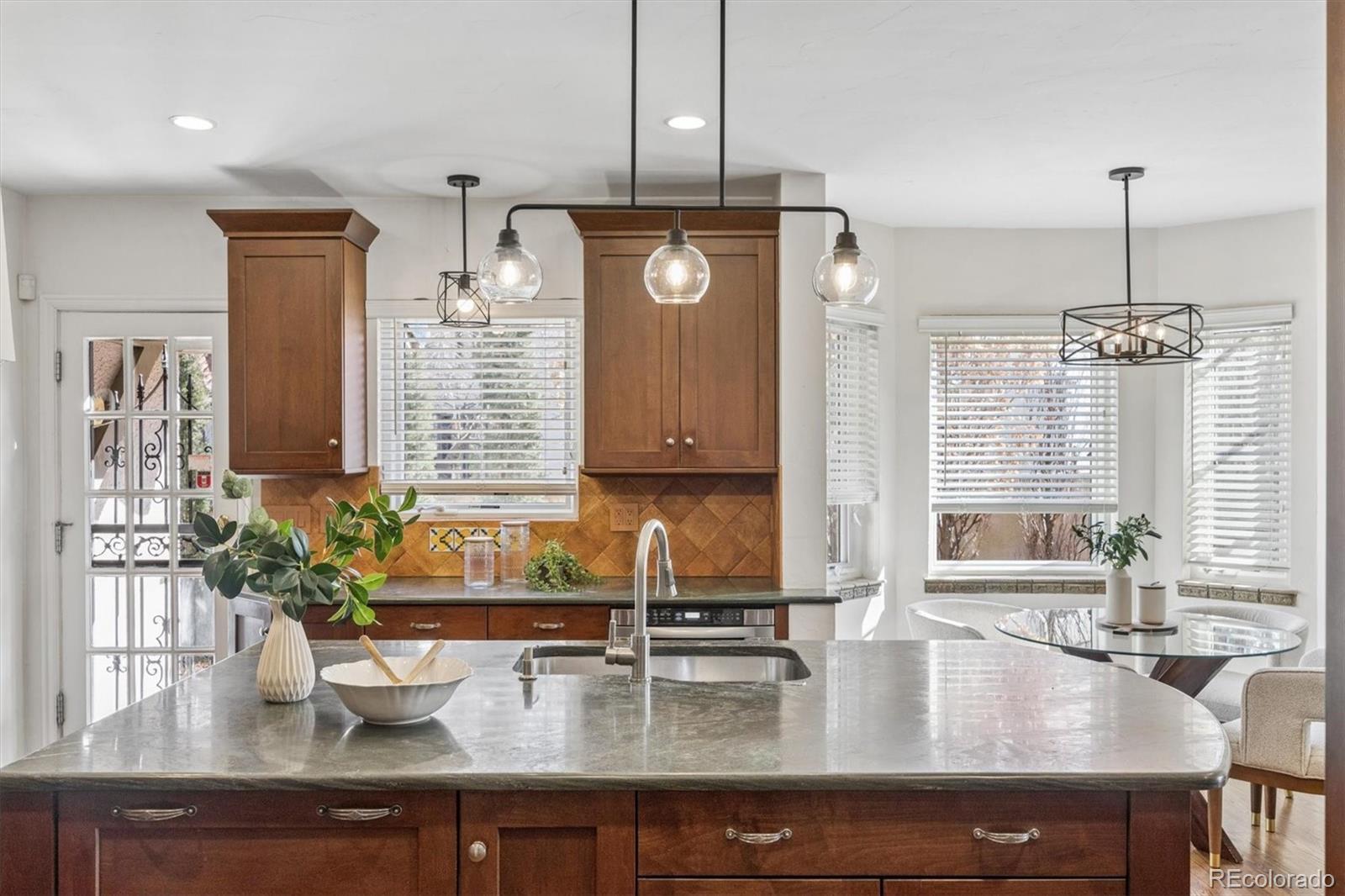 6 Ivy Lane Denver CO 80220