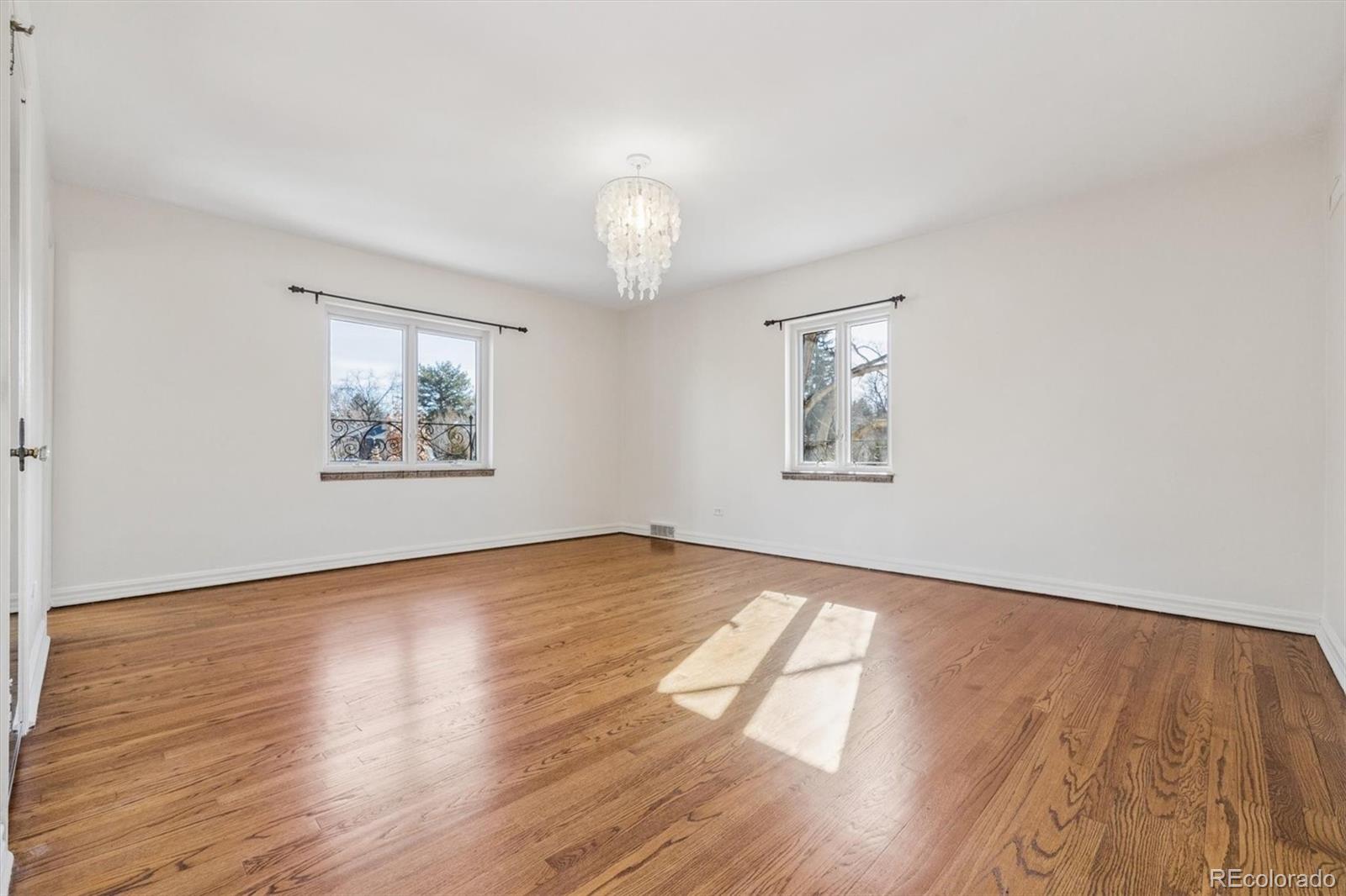 6 Ivy Lane Denver CO 80220