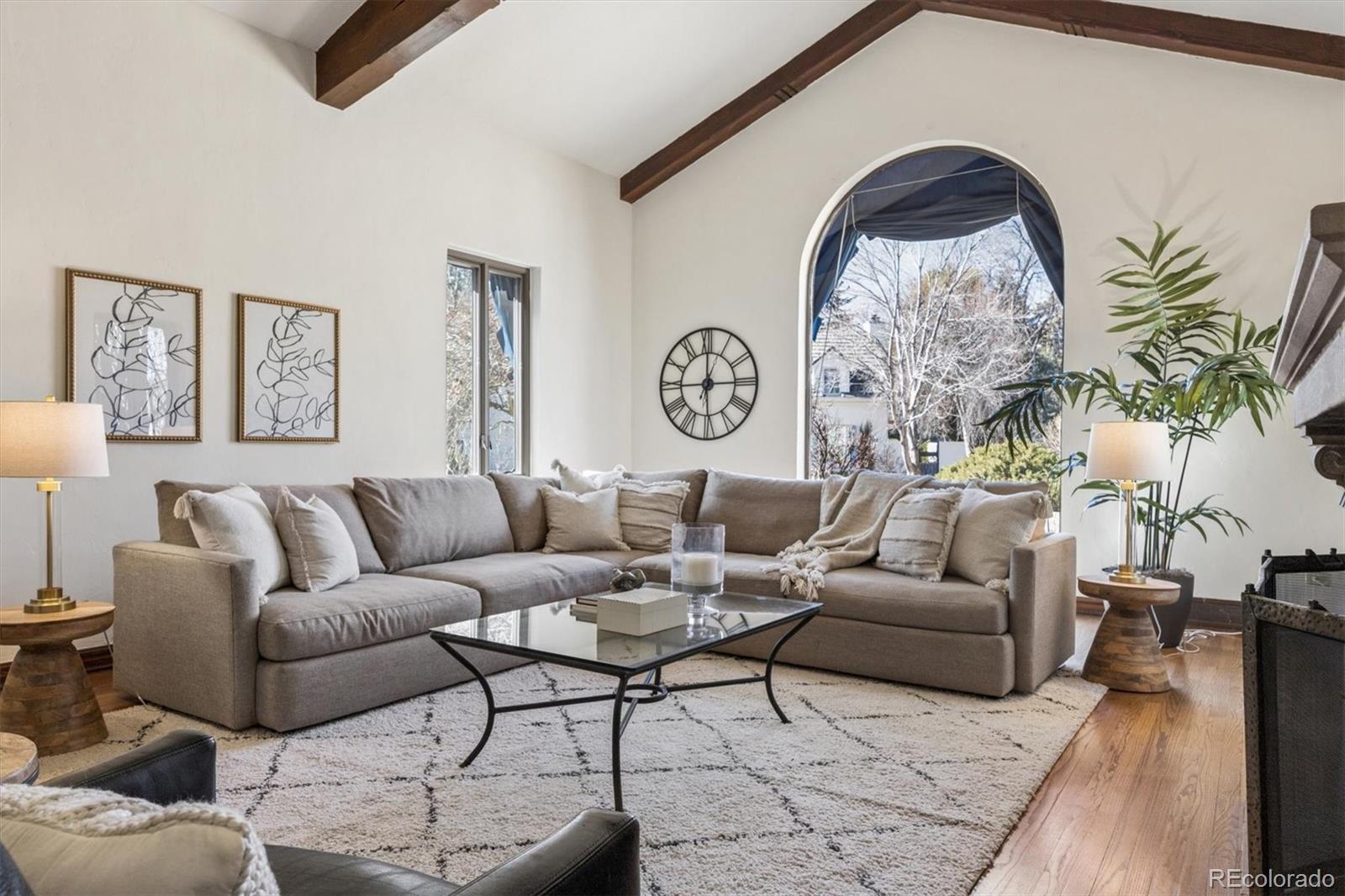 6 Ivy Lane Denver CO 80220