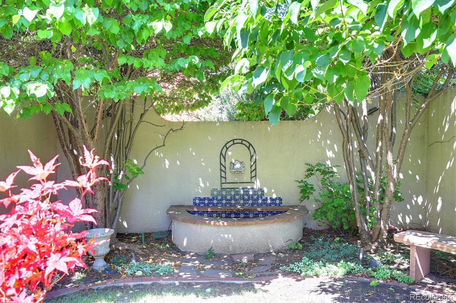 6 Ivy Lane Denver CO 80220