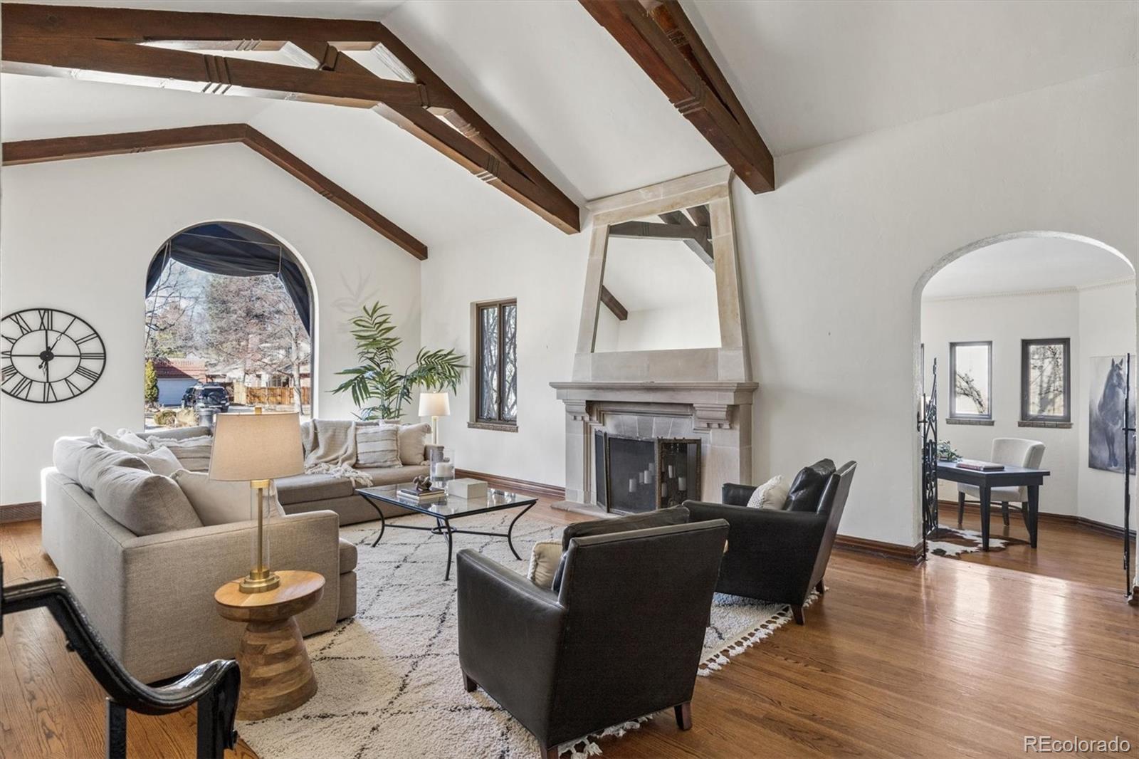 6 Ivy Lane Denver CO 80220
