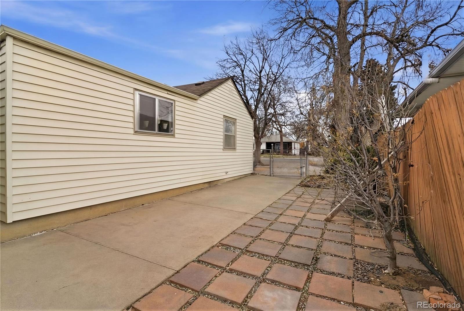 4737 S Pennsylvania Street Englewood CO 80113