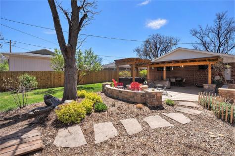 2064 Ironton Street Aurora CO 80010