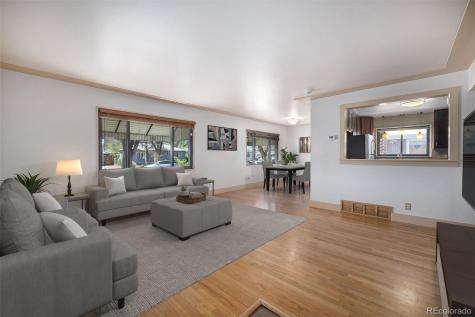 2064 Ironton Street Aurora CO 80010