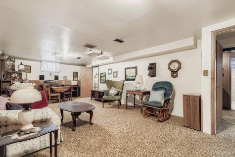 2381 Nome Street Aurora CO 80010