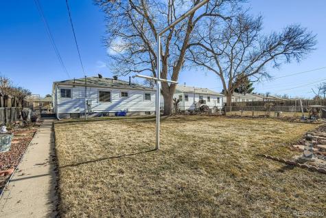 2381 Nome Street Aurora CO 80010