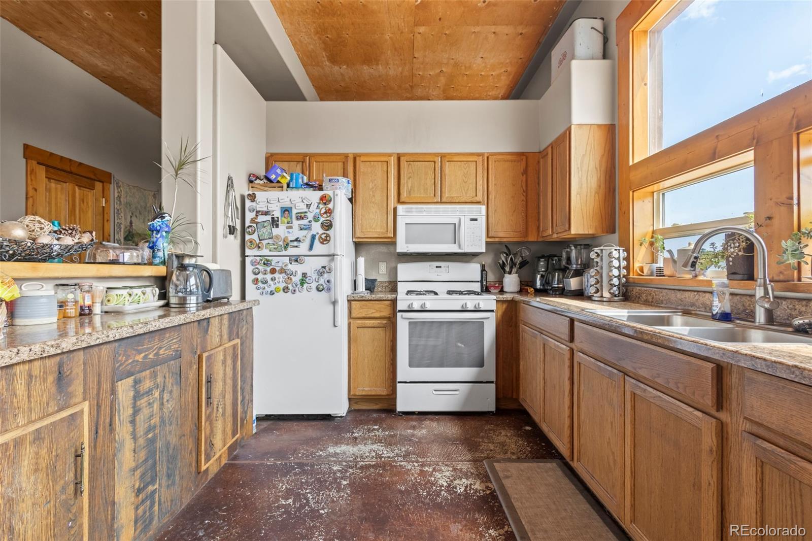 56 GCR 373 Parshall CO 80468