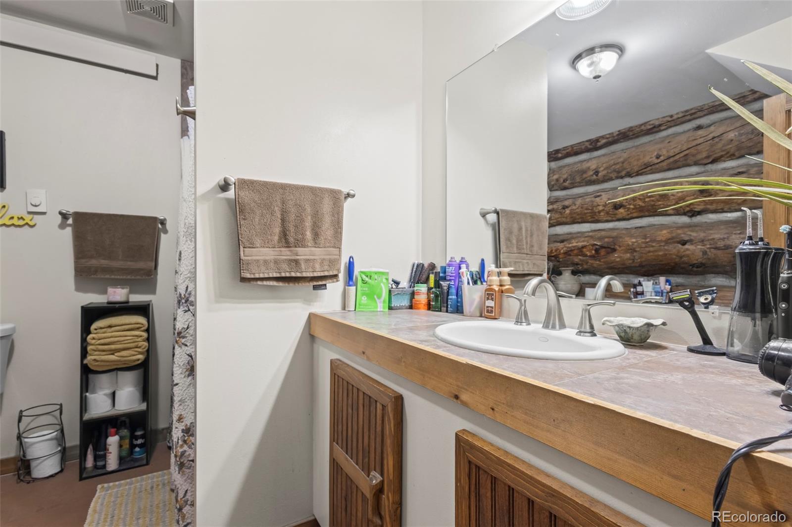 56 GCR 373 Parshall CO 80468