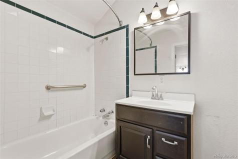 2004 Oak Way Colorado Springs CO 80906