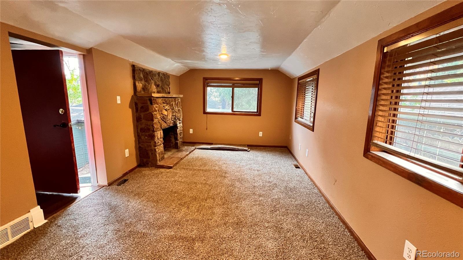 2004 Oak Way Colorado Springs CO 80906