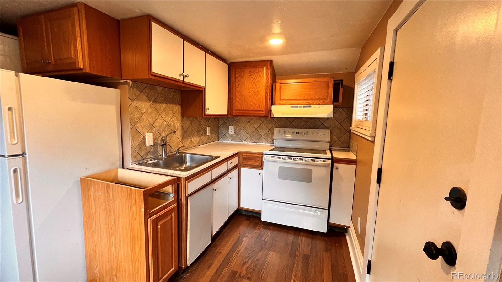 2004 Oak Way Colorado Springs CO 80906