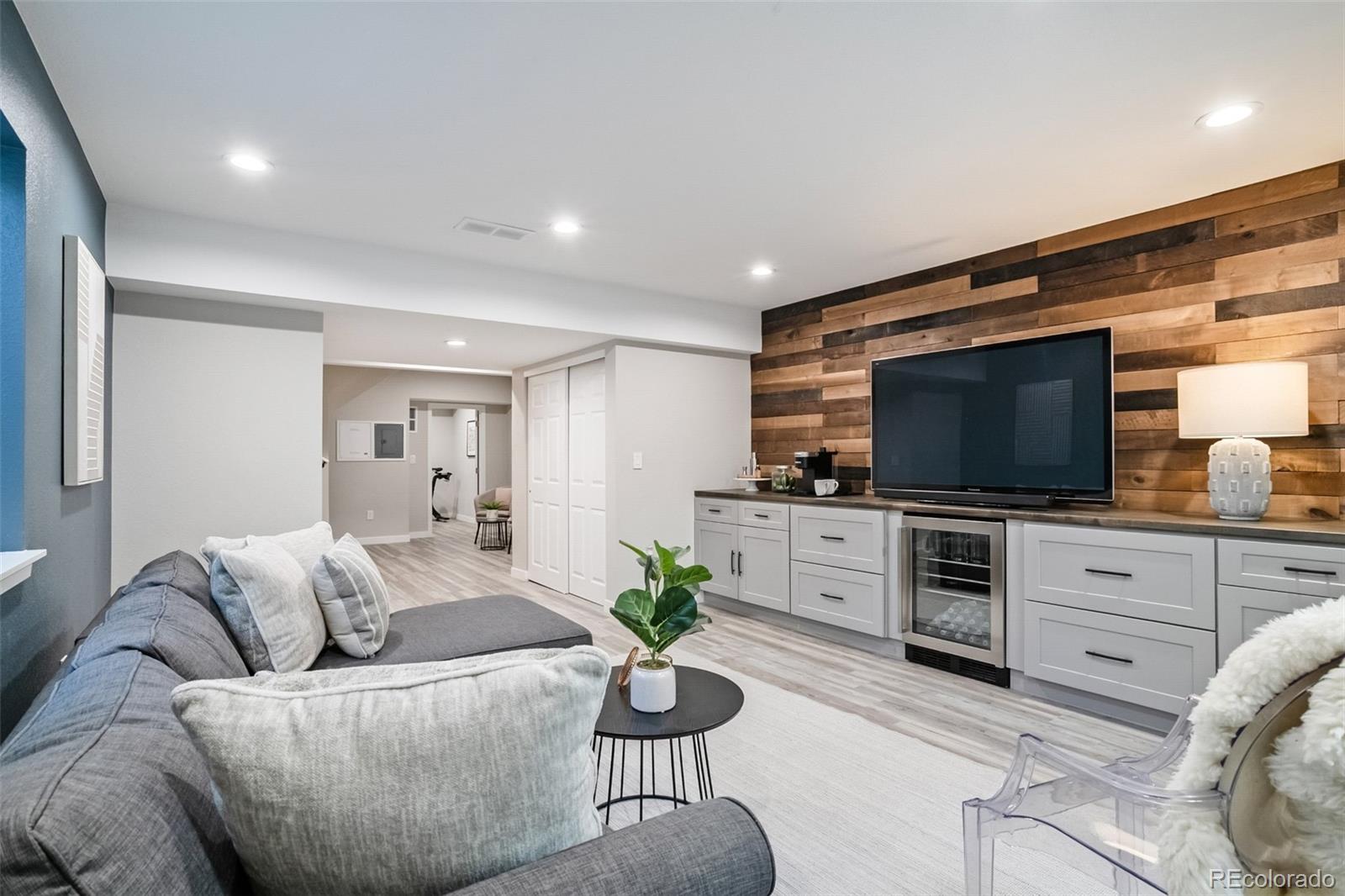 9330 Dunraven Street Arvada CO 80007