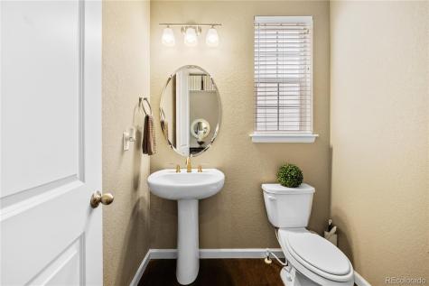 27746 E Frost Place Aurora CO 80016
