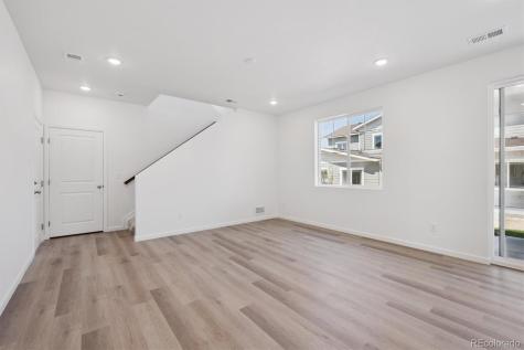 6576 N Nepal Street Aurora CO 80019