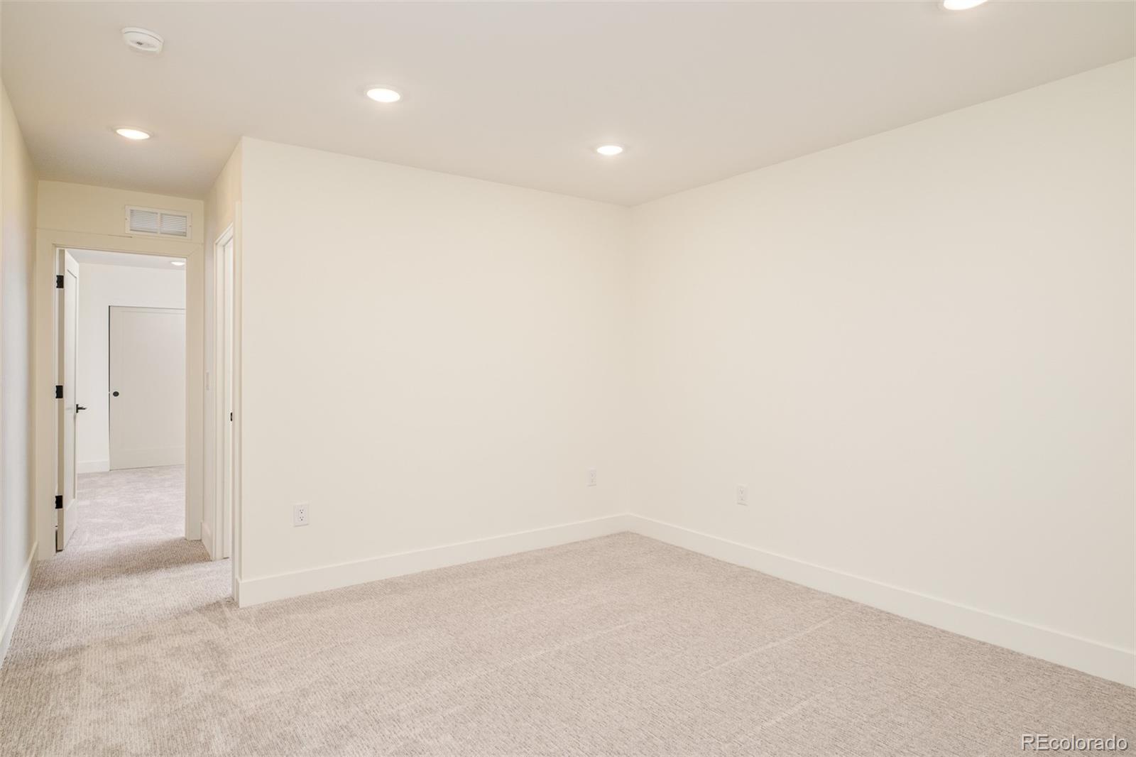 3414 Lawrence Street Denver CO 80205