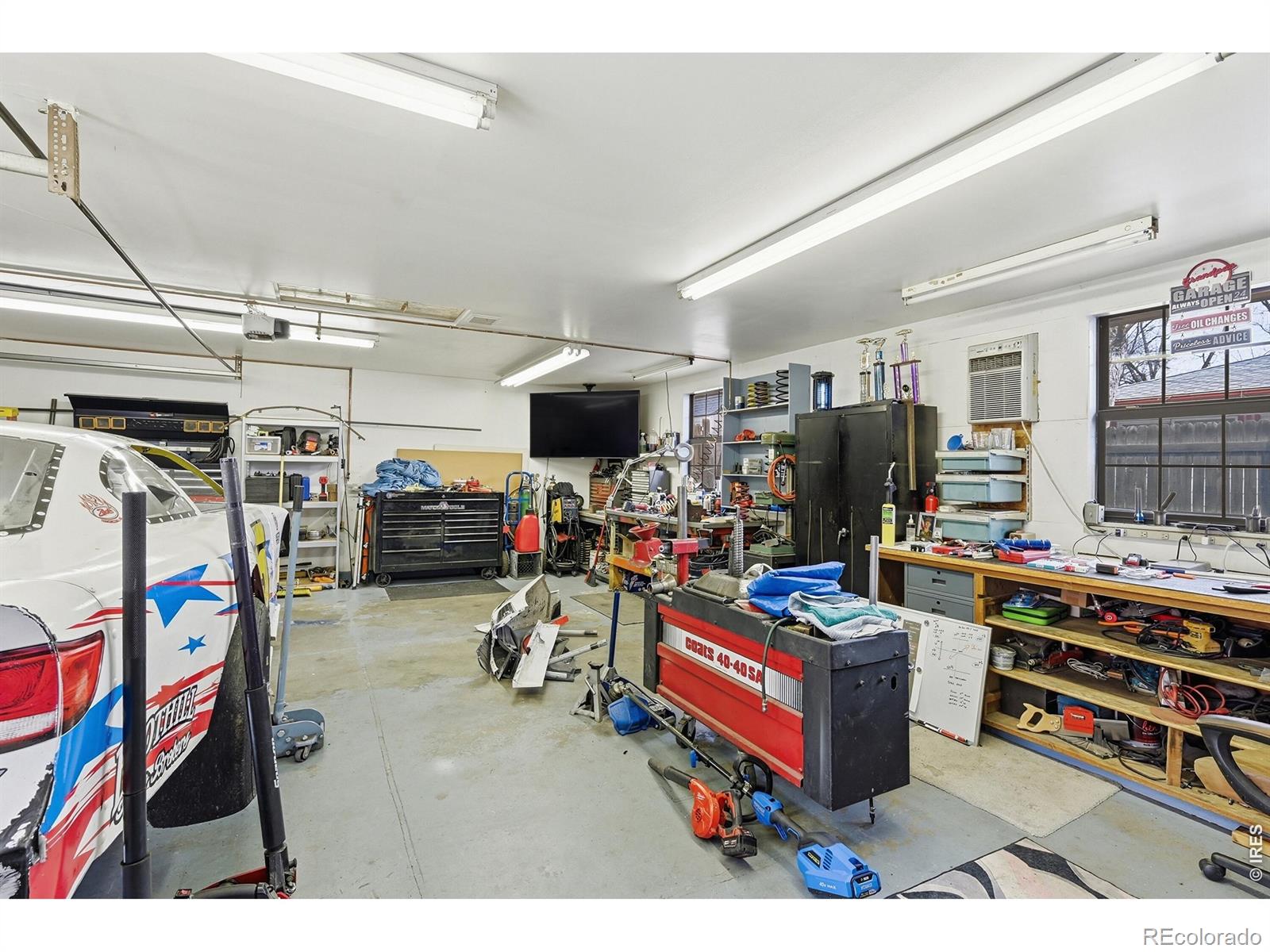 8 Elizabeth Court Longmont CO 80501
