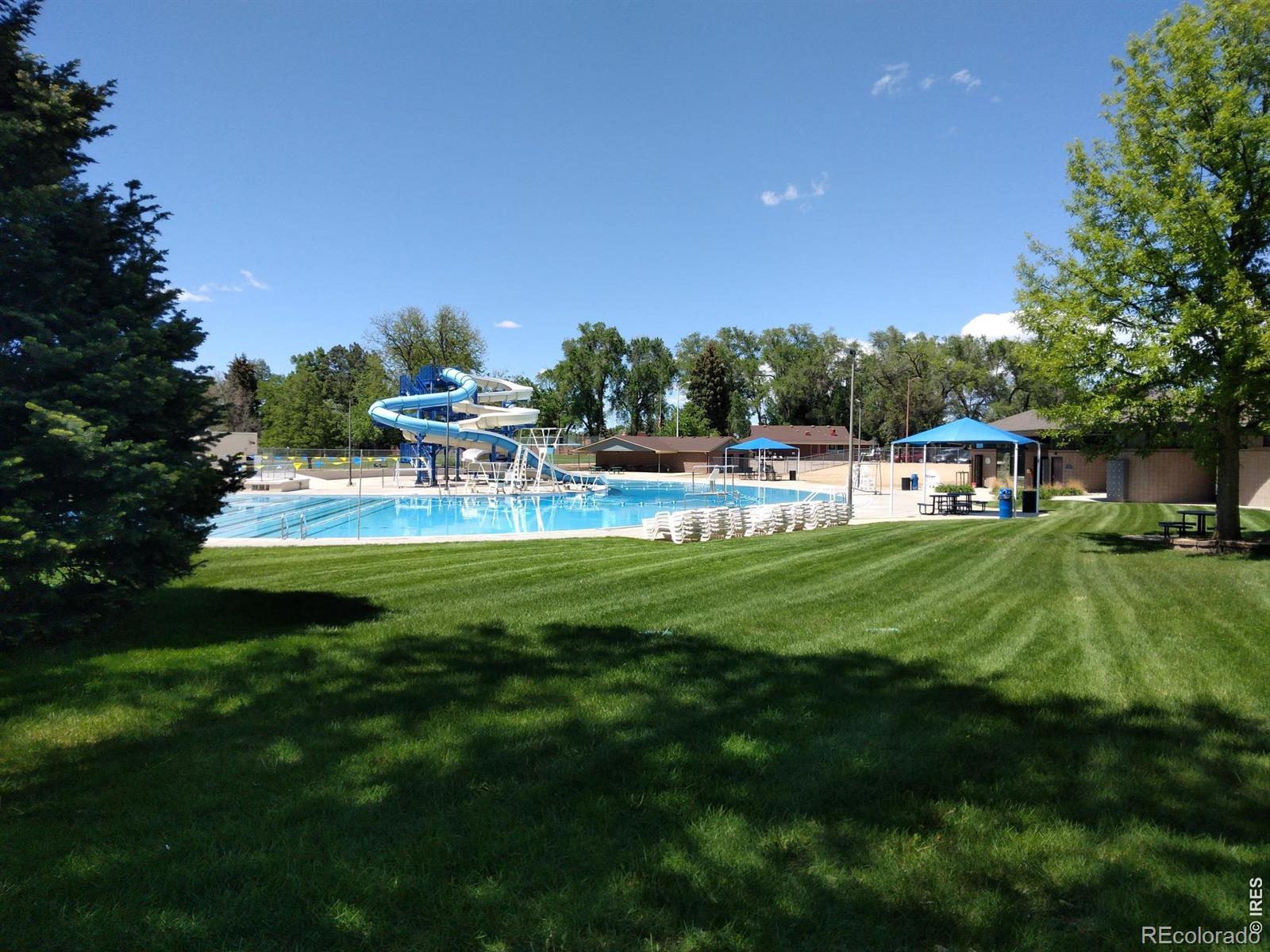 8 Elizabeth Court Longmont CO 80501