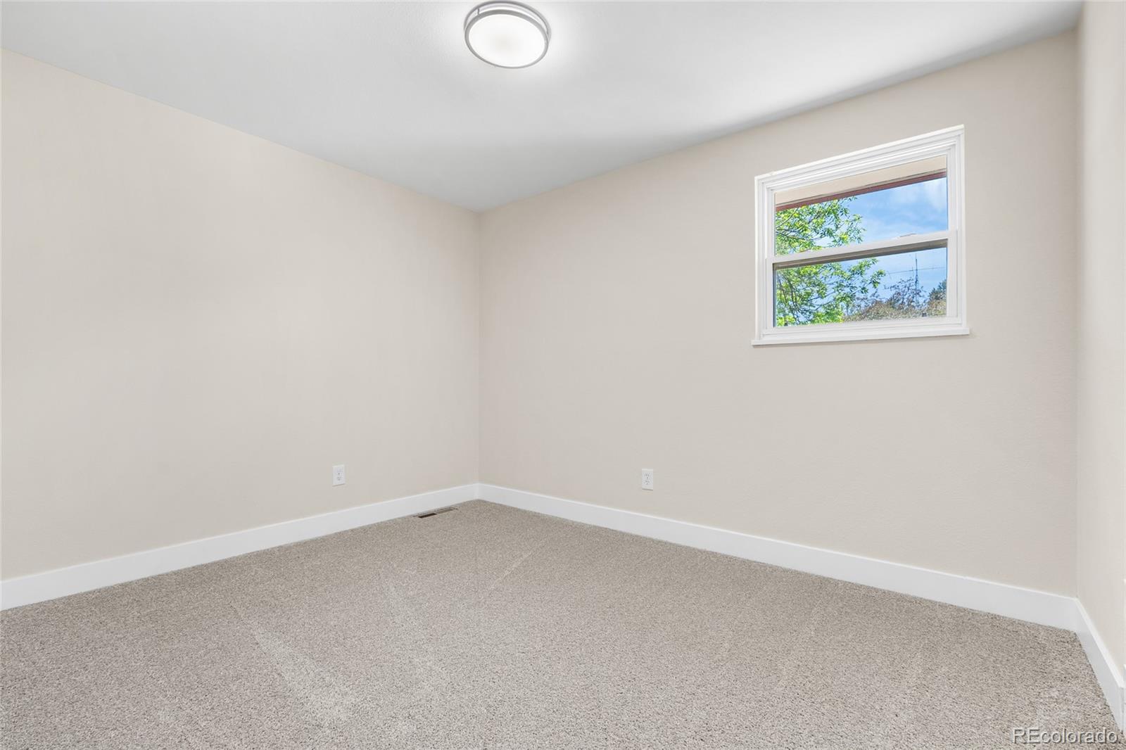 975 E 7th Avenue Broomfield CO 80020