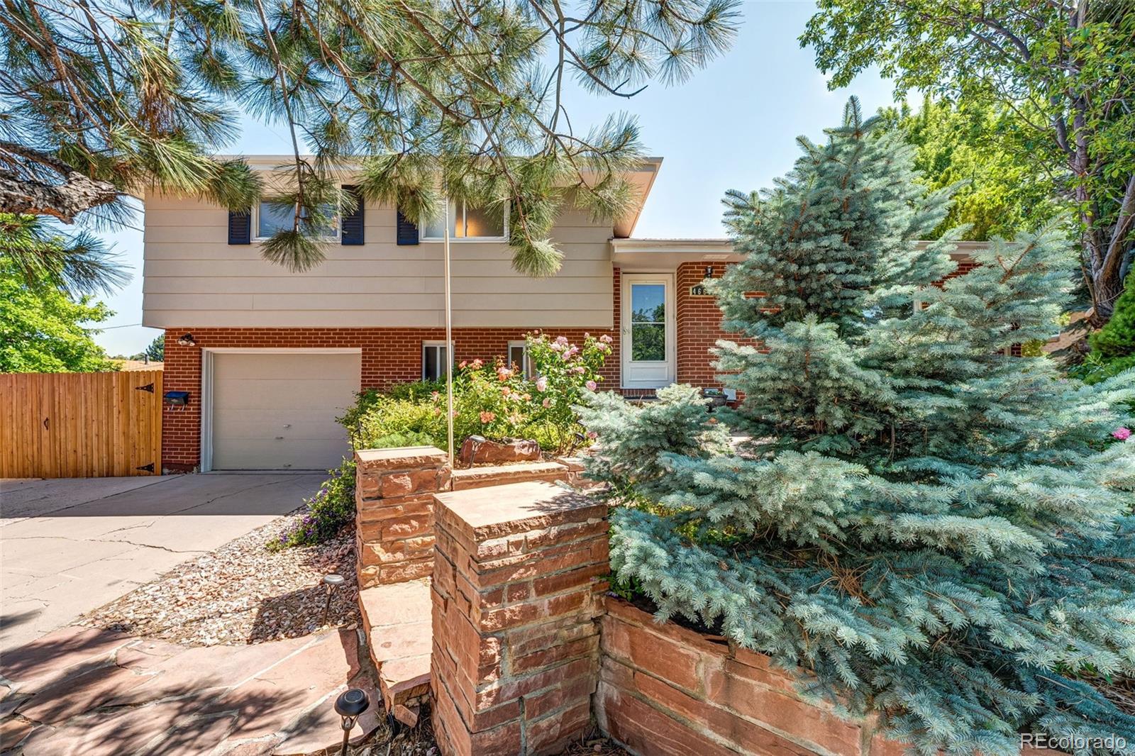 4660 E Briarwood Place Centennial CO 80122