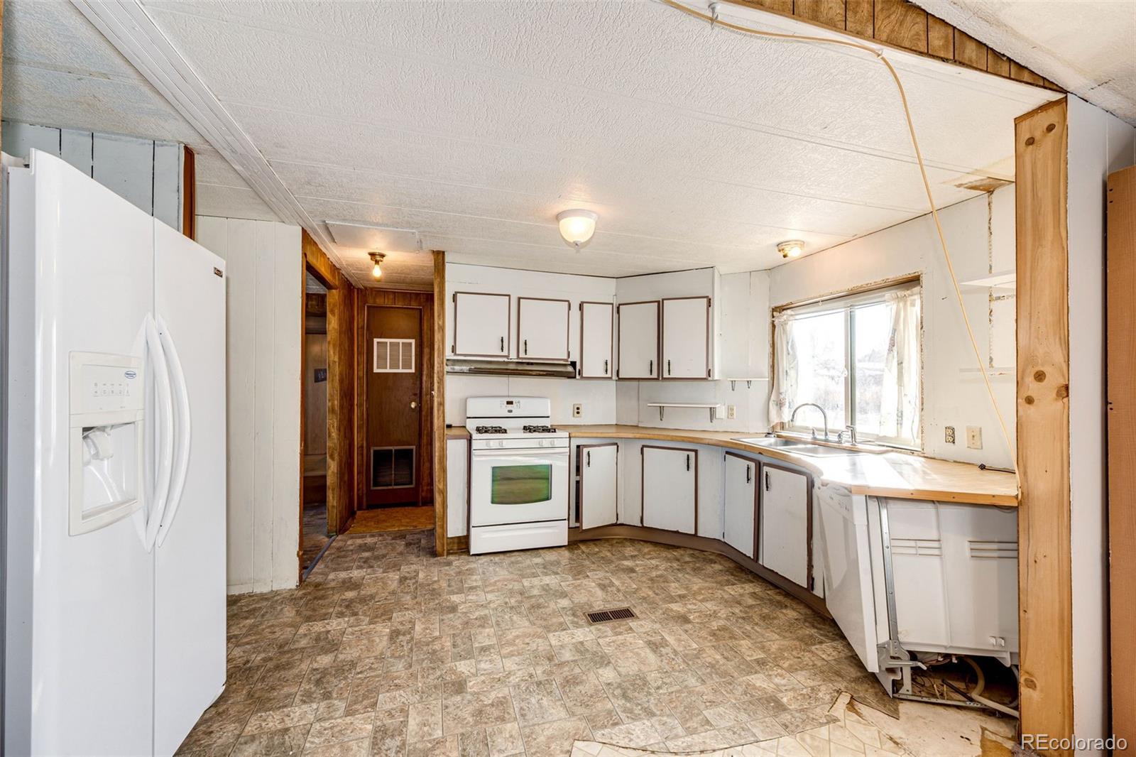 38560 1st Street Agate CO 80101