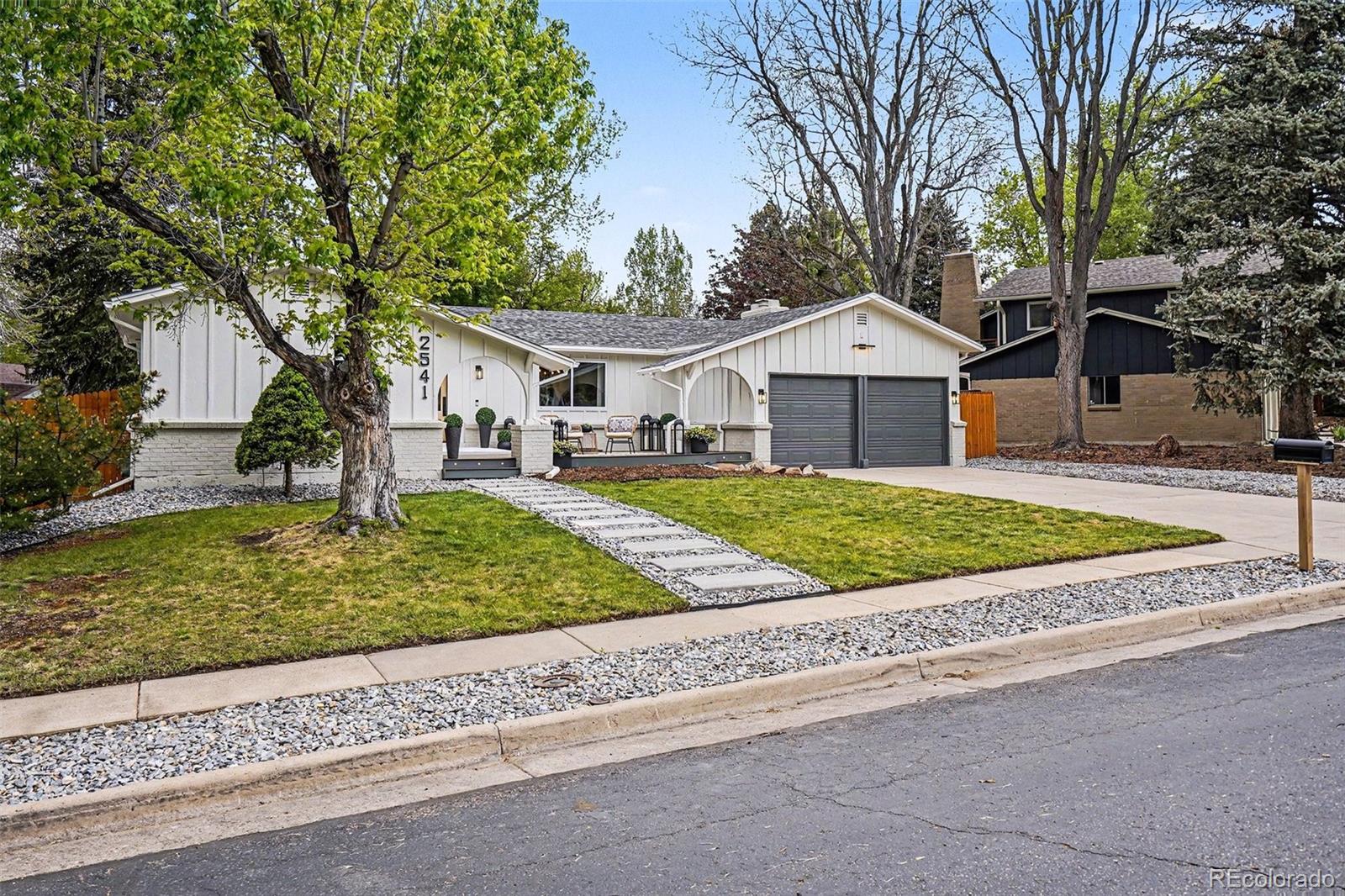 2541 S Yarrow Street Lakewood CO 80227