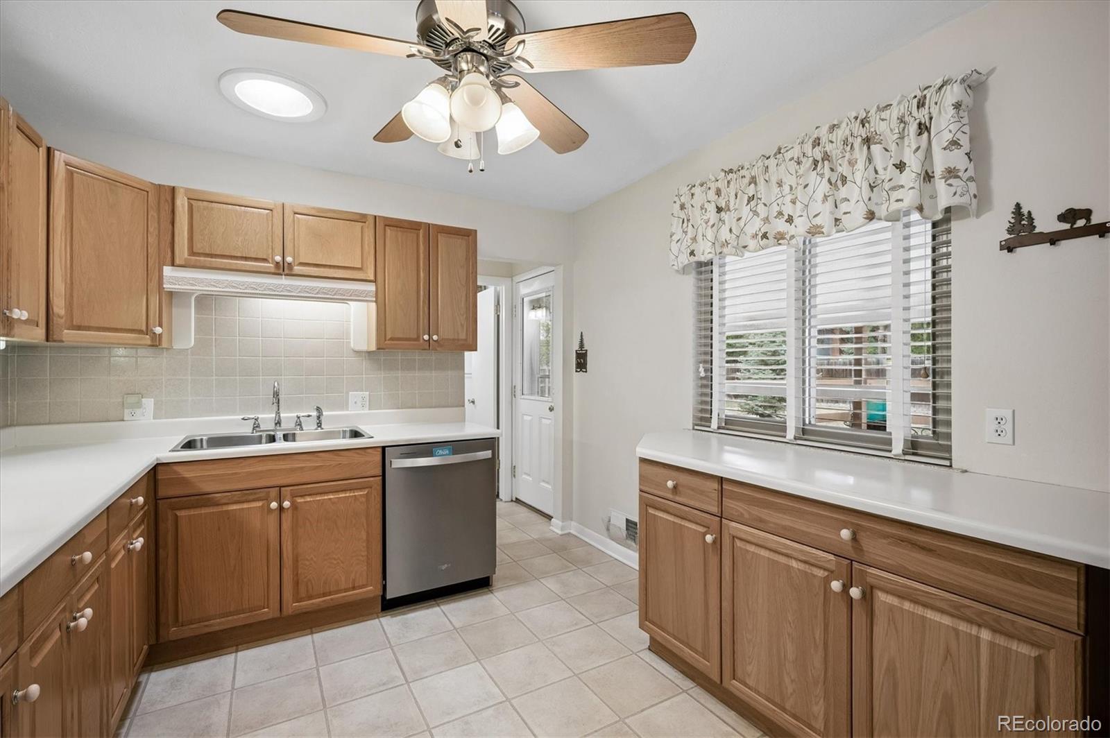 8329 S Allison Street Littleton CO 80128