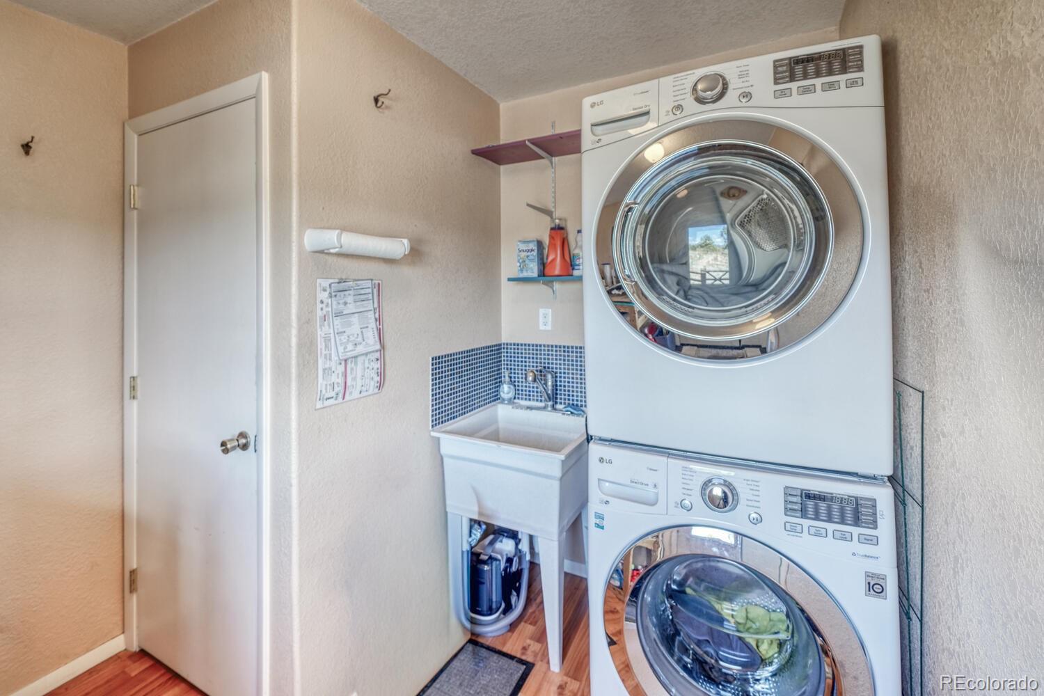 229 Ladigo Lane Hartsel CO 80449