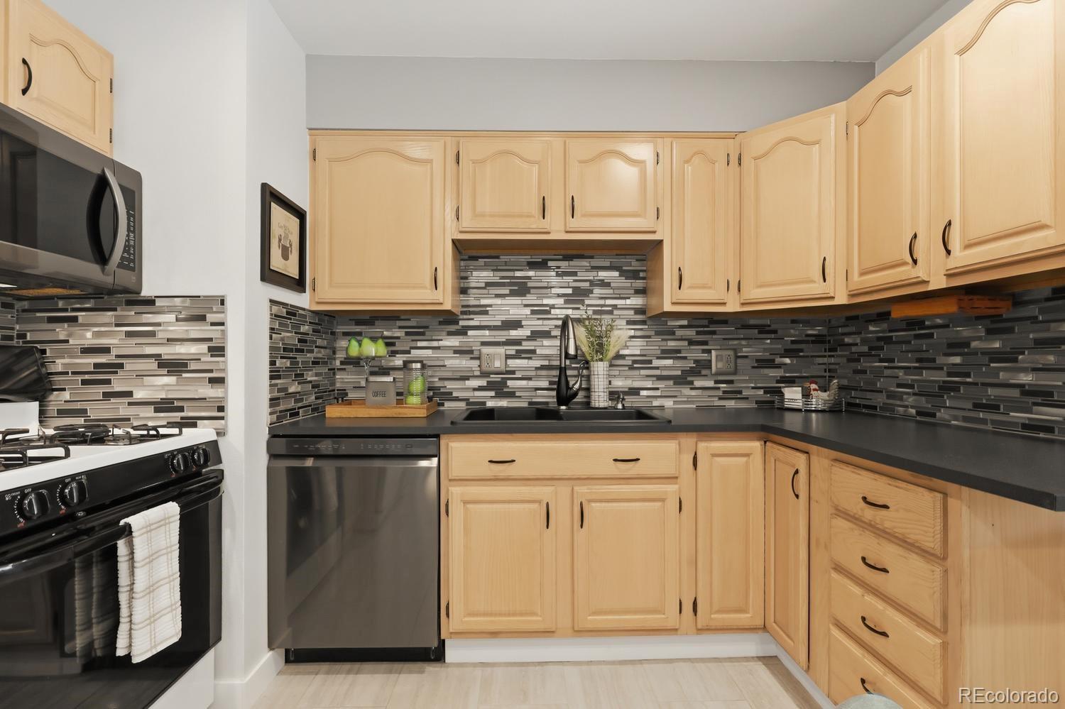 3387 W 93rd Avenue Westminster CO 80031