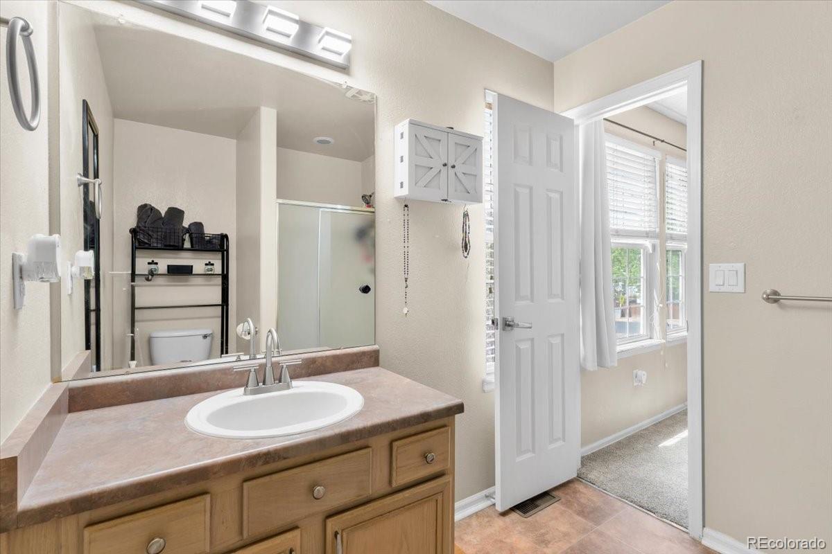 2118 S Truckee Street Aurora CO 80013
