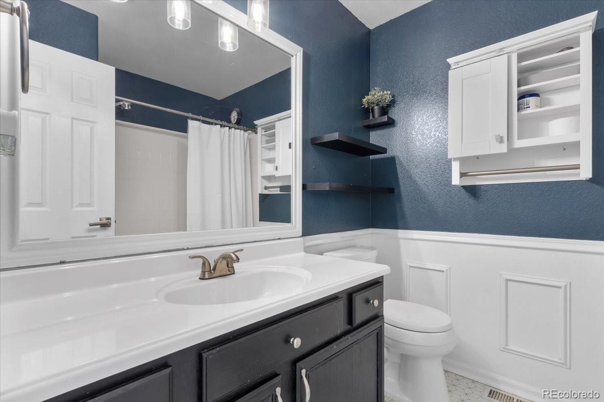 2118 S Truckee Street Aurora CO 80013