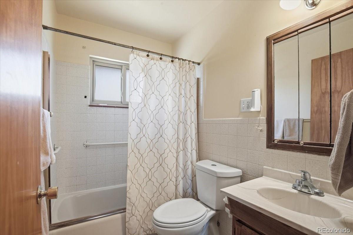 2801 S Mabry Court Denver CO 80236