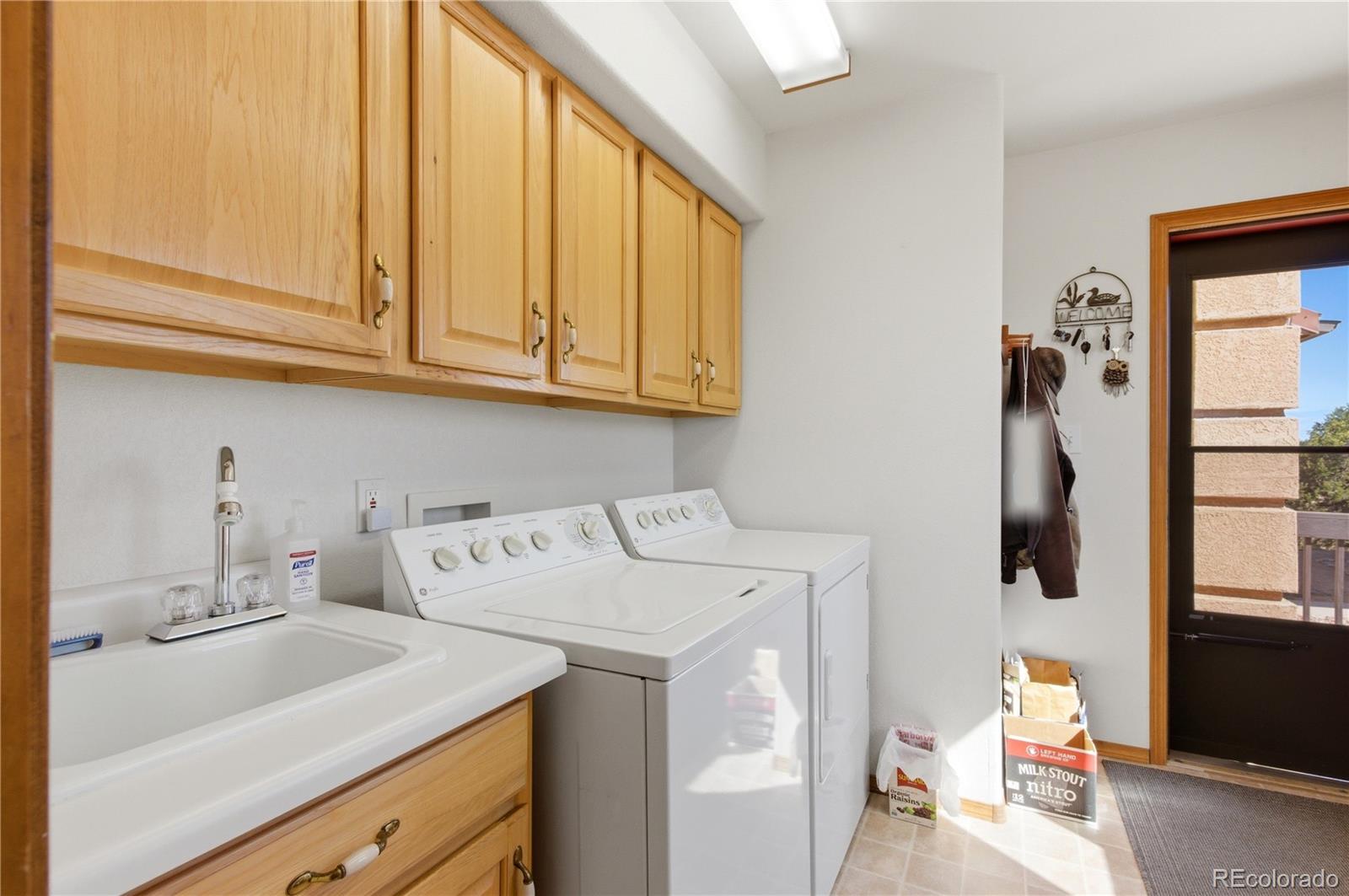 90 Riggs Road N Westcliffe CO 81252