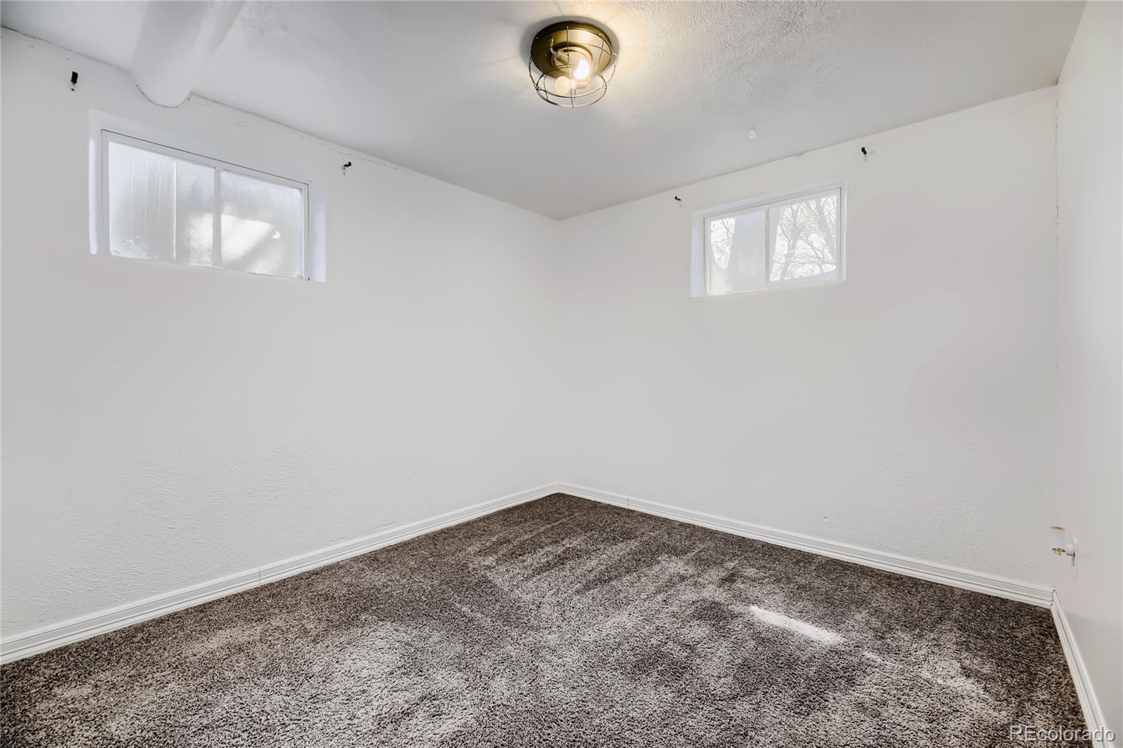 3265 S Newton Street Denver CO 80236