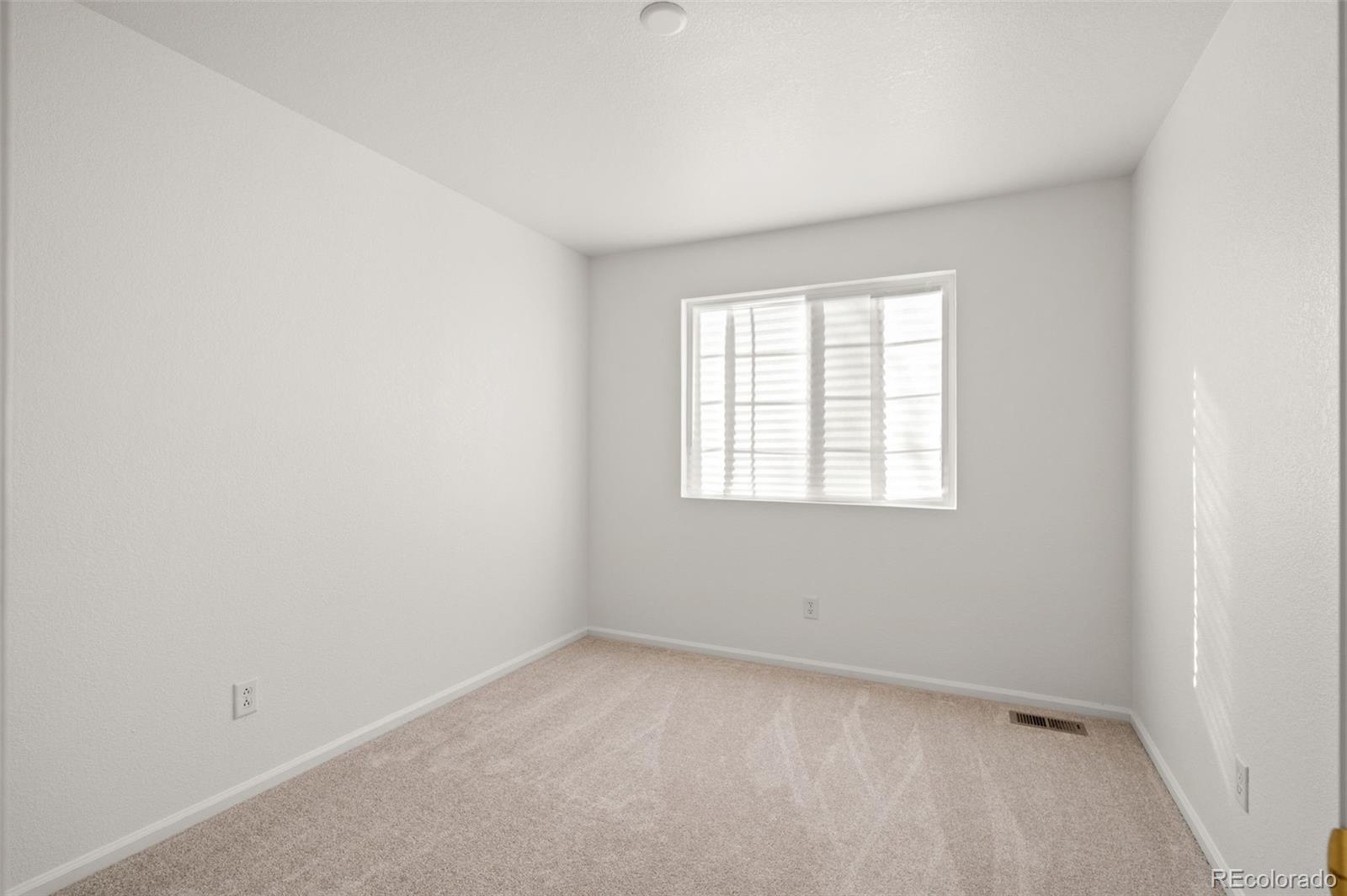 2824 S Walden Way Aurora CO 80013