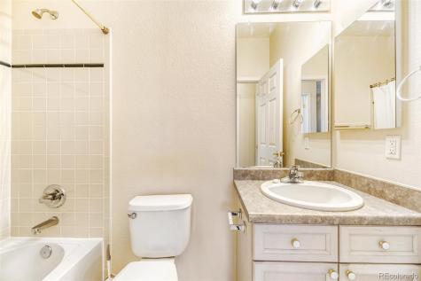 7769 S Algonquian Way Aurora CO 80016