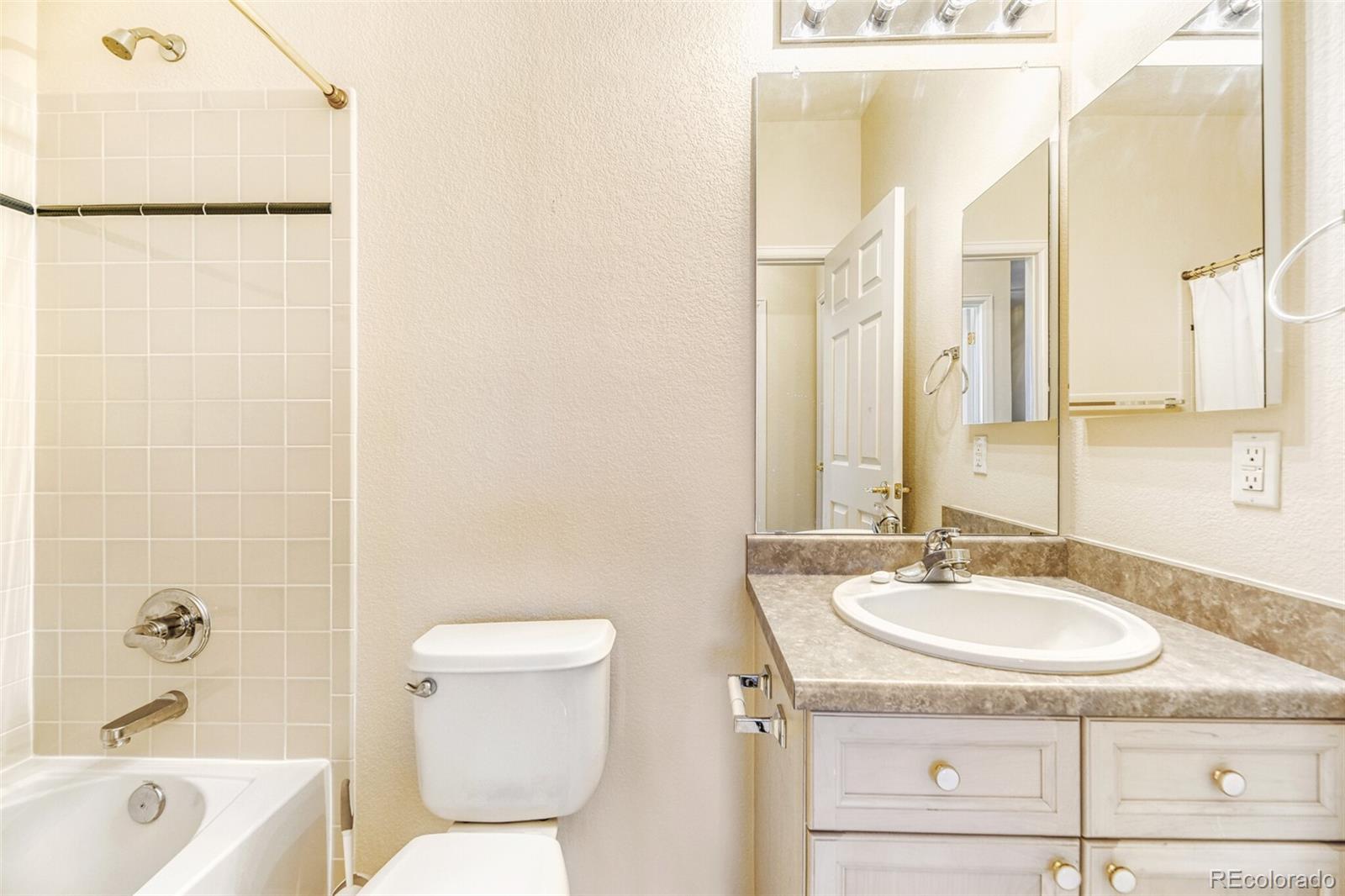 7769 S Algonquian Way Aurora CO 80016