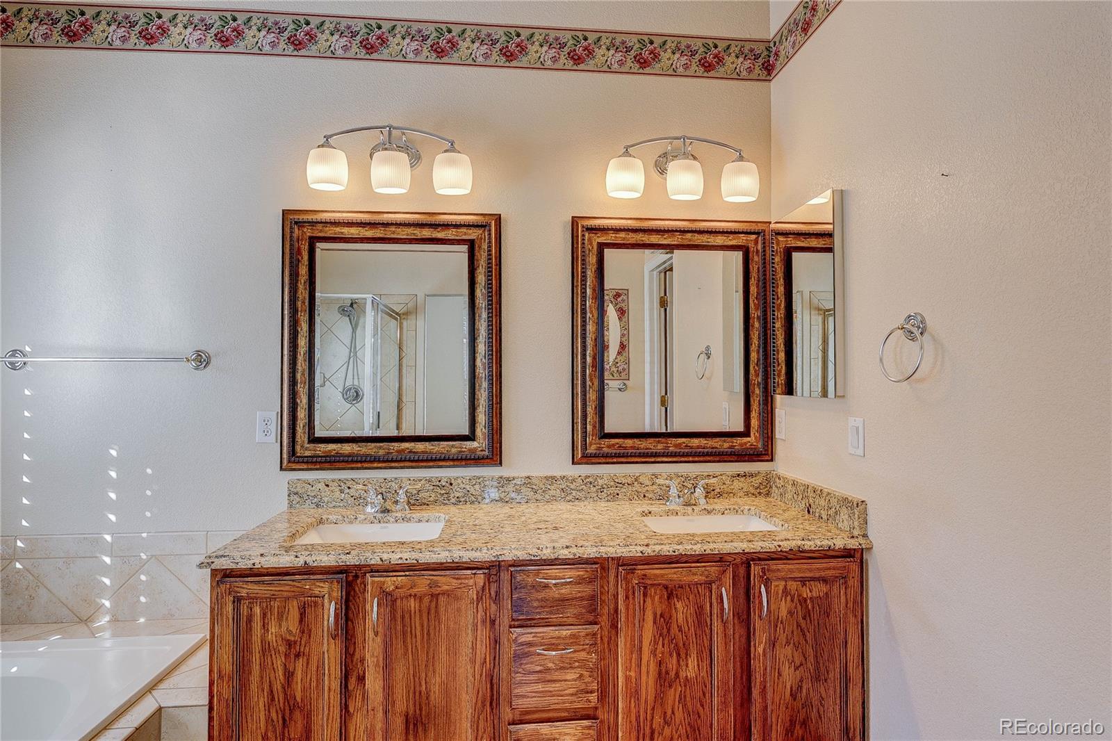 10292 Nickolas Avenue Highlands Ranch CO 80130