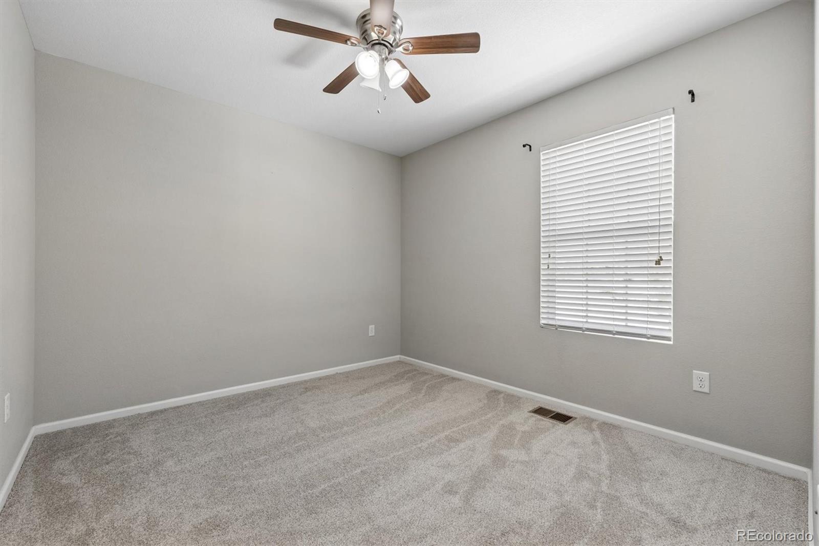 7460 S Old Hammer Way Aurora CO 80016