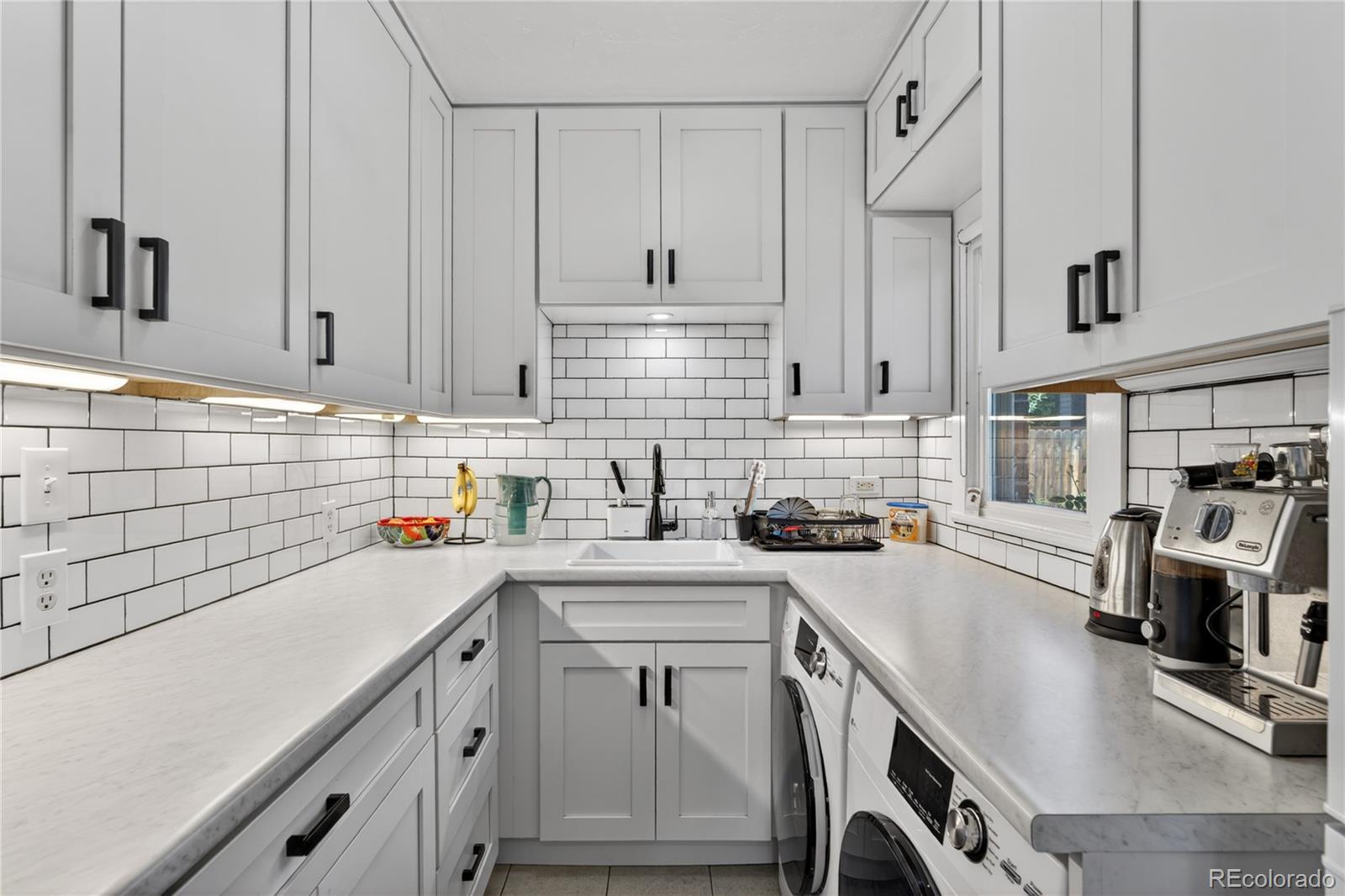 4185 Grove Street Denver CO 80211