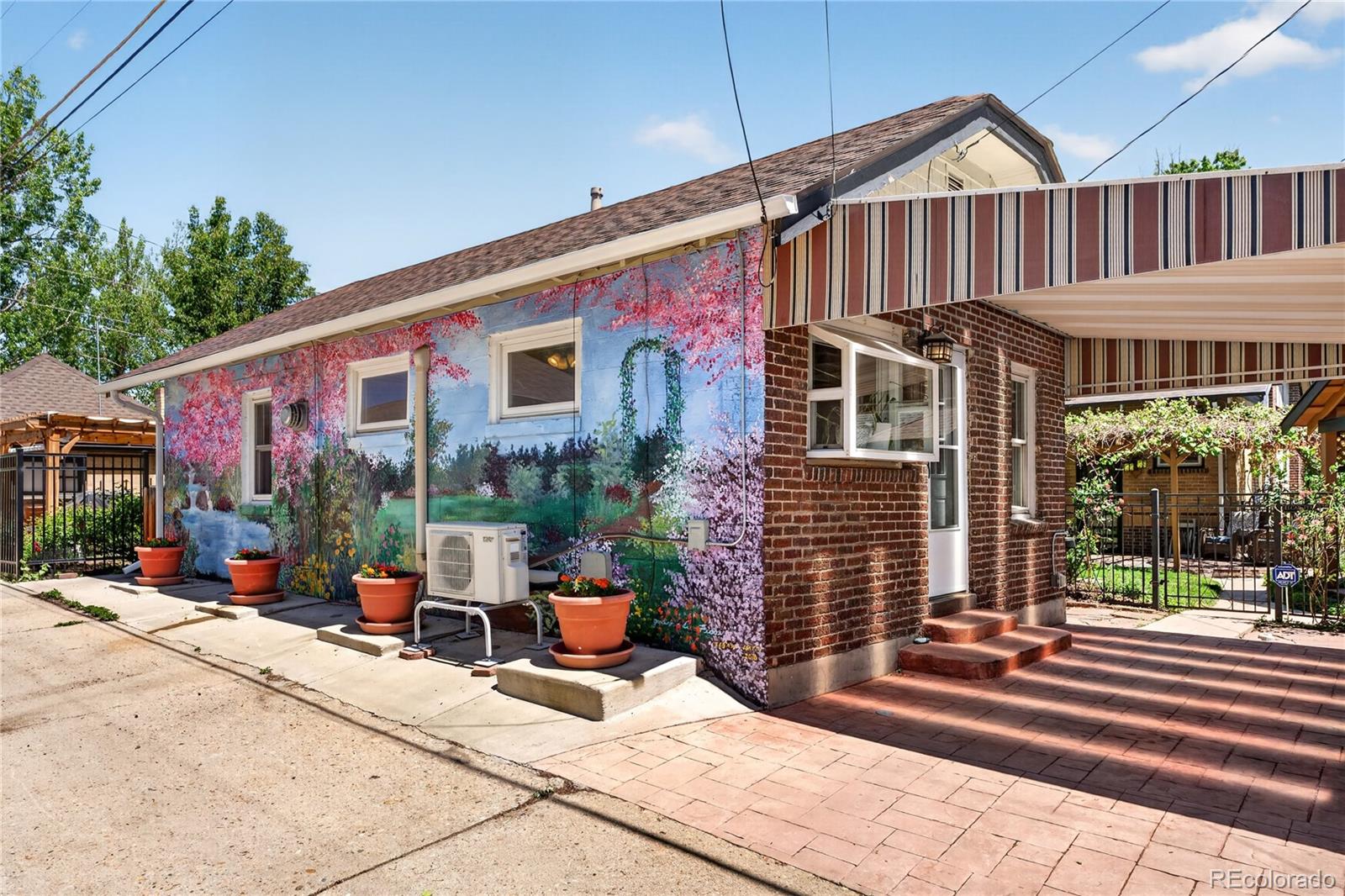 4185 Grove Street Denver CO 80211
