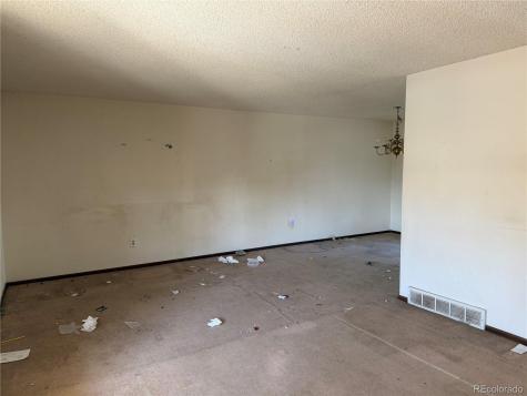 2545 S Eagle Circle Aurora CO 80014