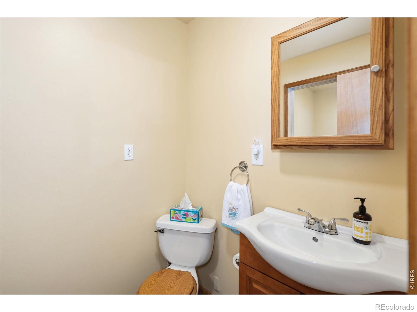 1225 N 4th Street Berthoud CO 80513