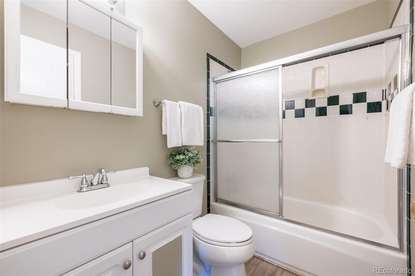 2463 S Memphis Way Aurora CO 80013