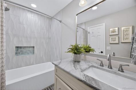 6734 Amherst Court Highlands Ranch CO 80130