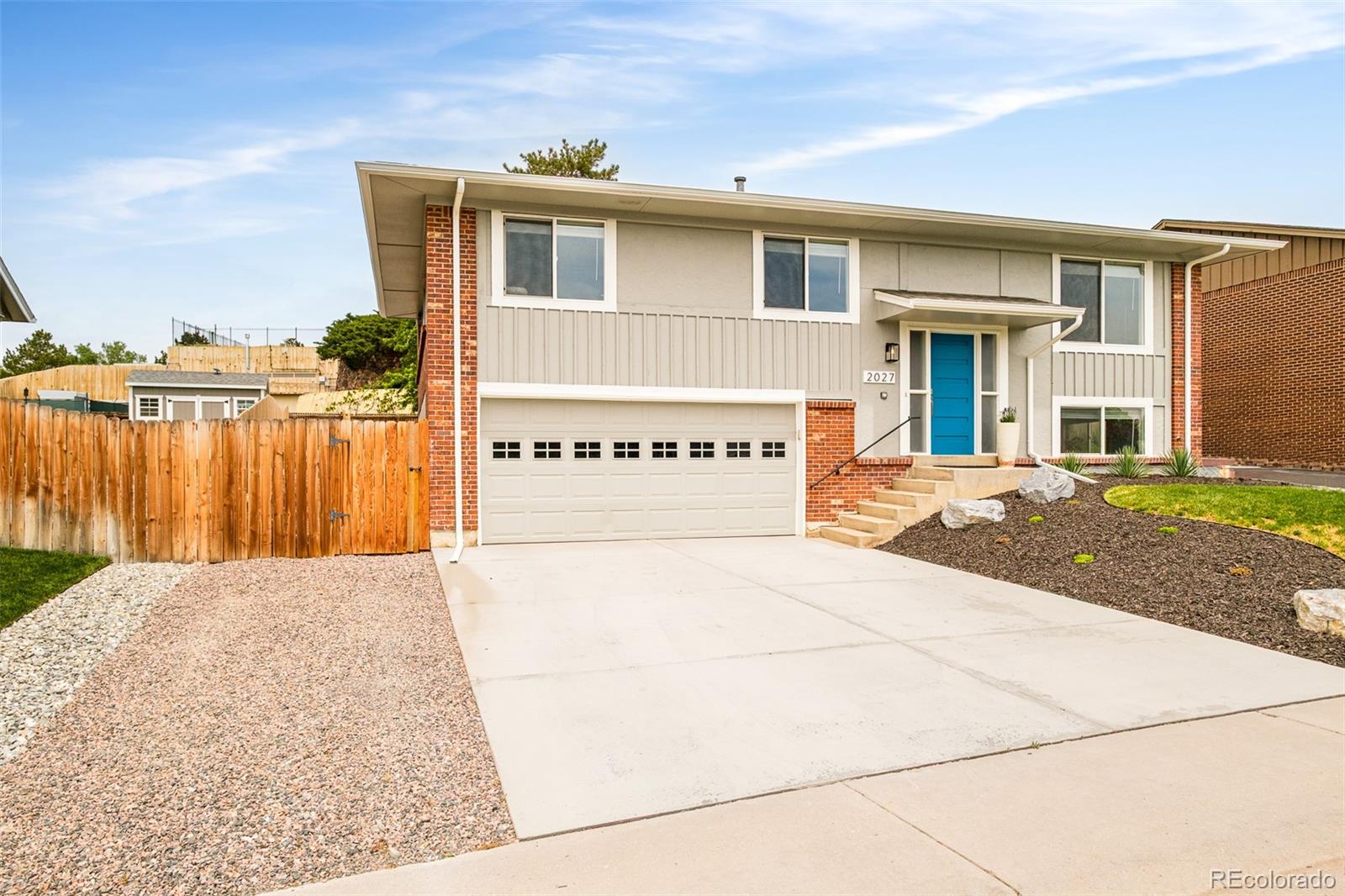 2027 S Welch Circle Lakewood CO 80228