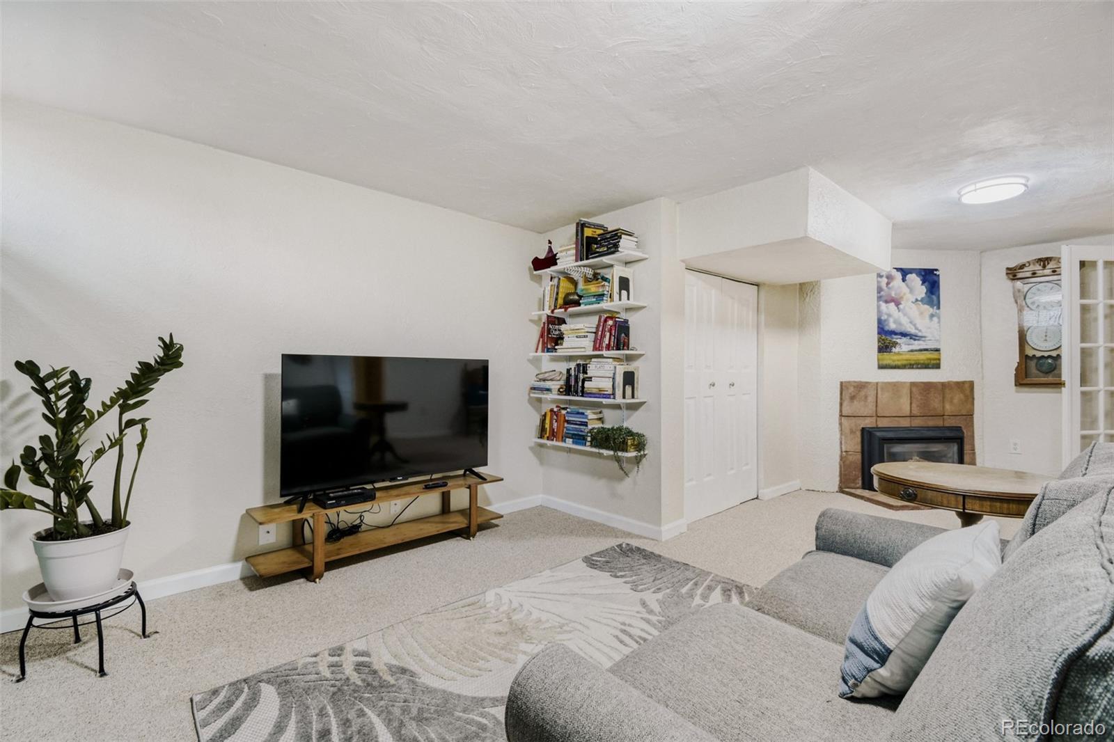 1825 Glen Dale Drive Lakewood CO 80215